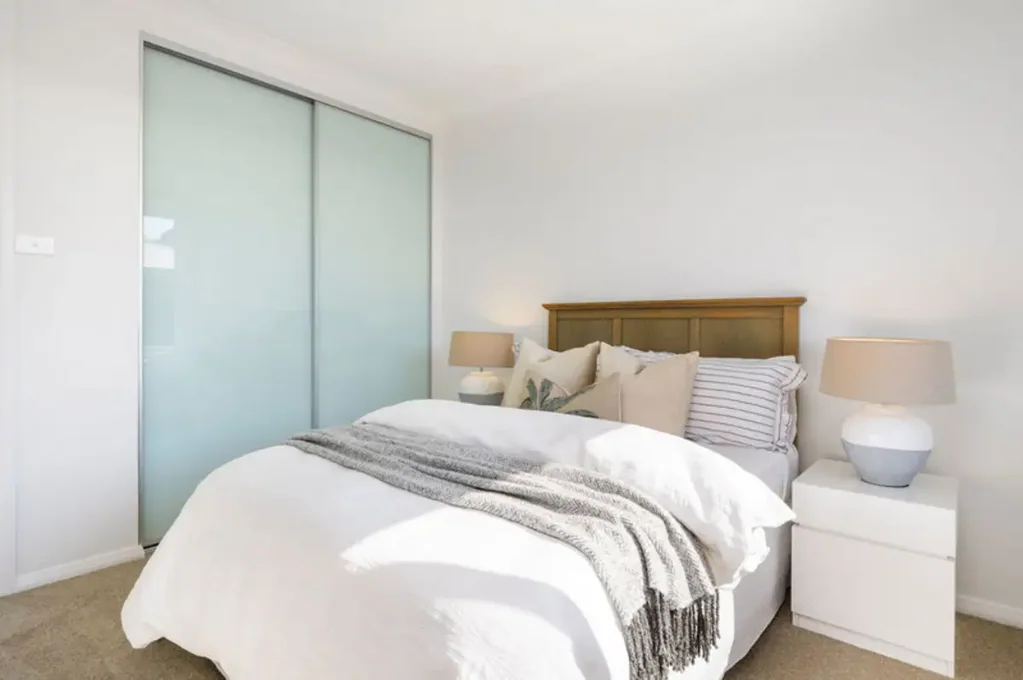 Riverstone 3 Bedroom Stylish Double Storey Townhouse - Riverstone