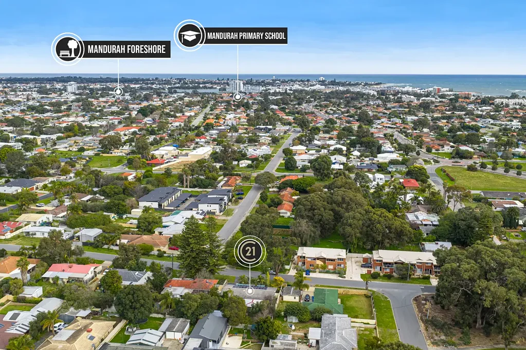 Mandurah 2ਬੈੱਡਰੂਮ Character, Comfort & Development Potential - All on 814sqm