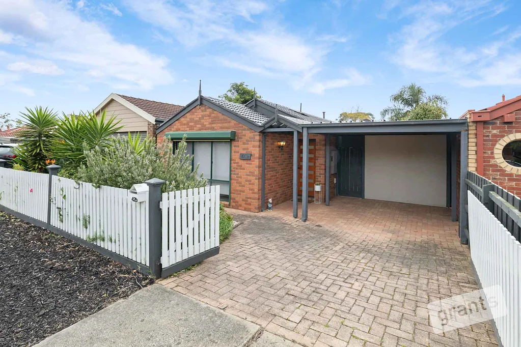 42B Mitre Crescent, Berwick, VIC 3806