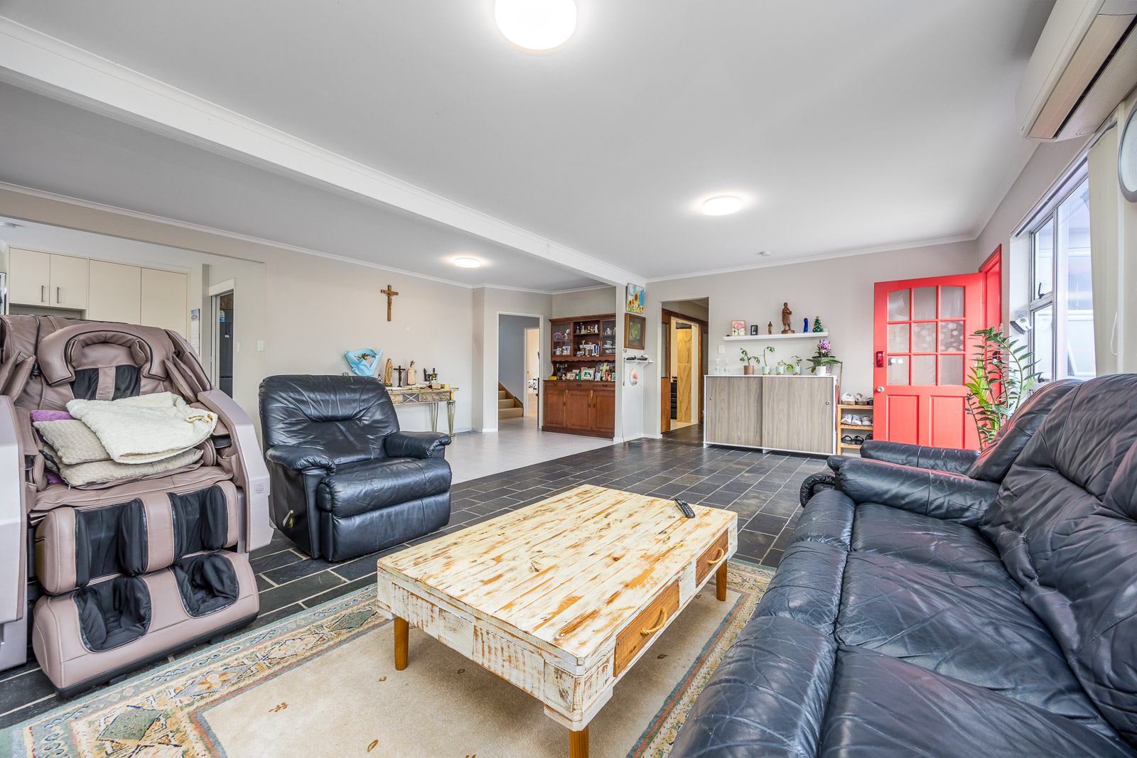 6 Oteha Valley Road, Northcross, photo 7