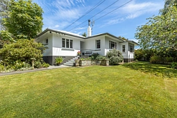 1091 Halcombe Road, Halcombe