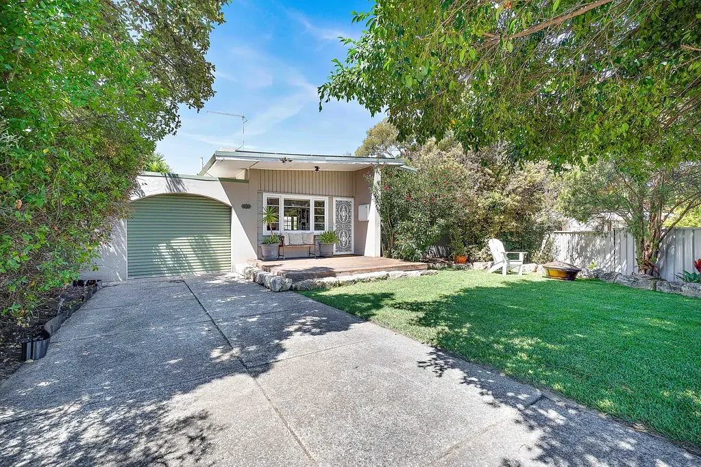 Address Withheld, Coolbellup, WA 6163