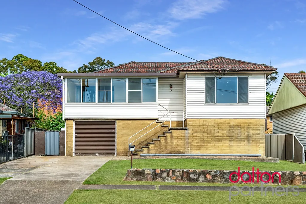 Mayfield West 3ਬੈੱਡਰੂਮ Renovation-Ready with Self-Contained Studio and Sweeping Park Views