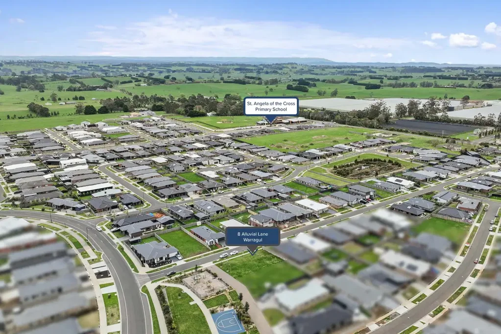 Warragul  Copelands Estate - Titled & Ready to Build - Flat Corner Block