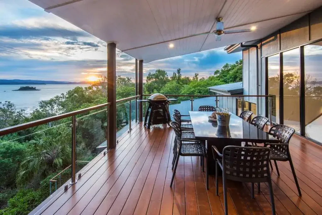 Whitsundays 5房  Large home, great value