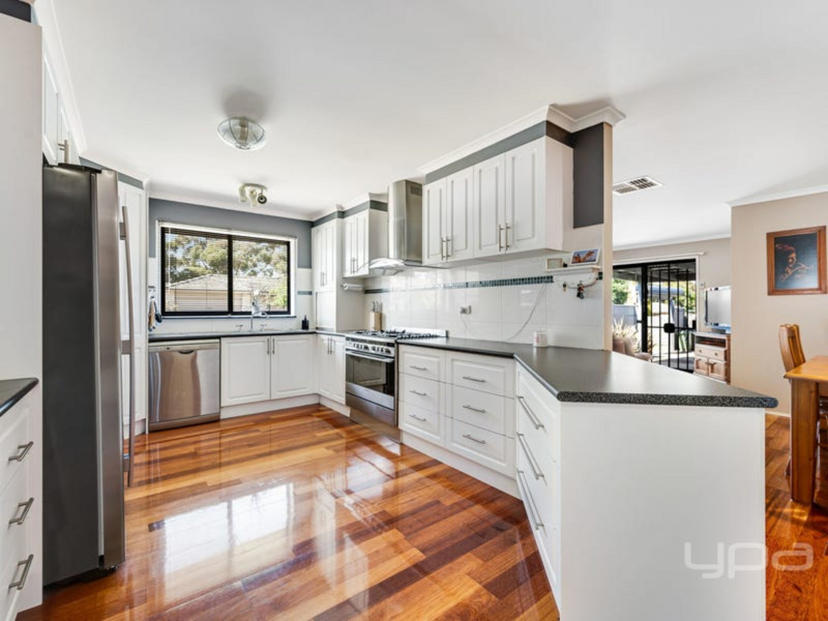 25 SHERIDAN WAY, ROXBURGH PARK VIC 3064, 0 Kuwarto, 0 Banyo, House