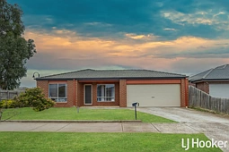 7 Warranooke Street, Melton South