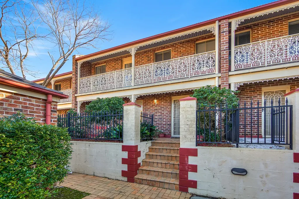 3/2 Richmond Mews, Mardi, NSW 2259
