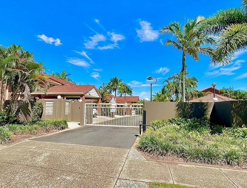 ID:21144673/60 Whitby Street, Southport, Gold Coast, 2 침실, 1 욕실, Townhouse