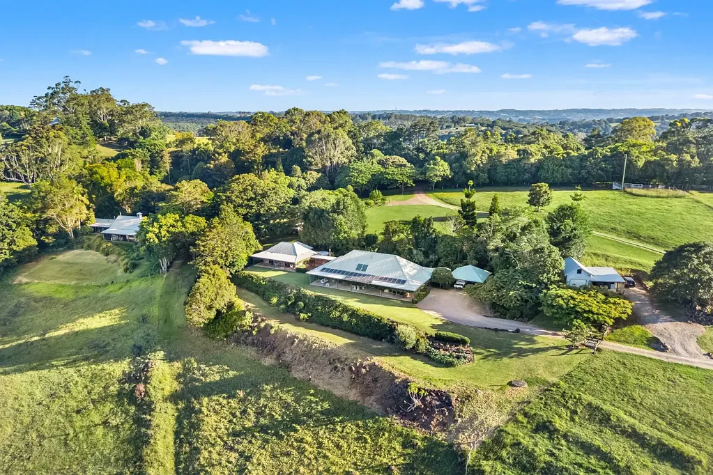 Clunes 6chambre Heart of the Hinterland Landmark Property Including Prestigious Business Opportunity