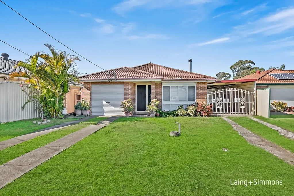 Dharruk 3Zimmer Solid brick home set on a 668sqm north-facing parcel