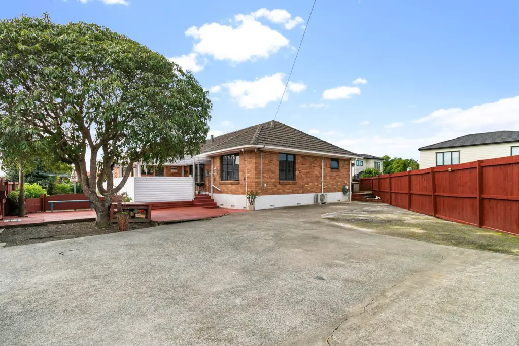 Ranui 4침실 THE BANK SAYS SELL! – MAKE AN OFFER!!