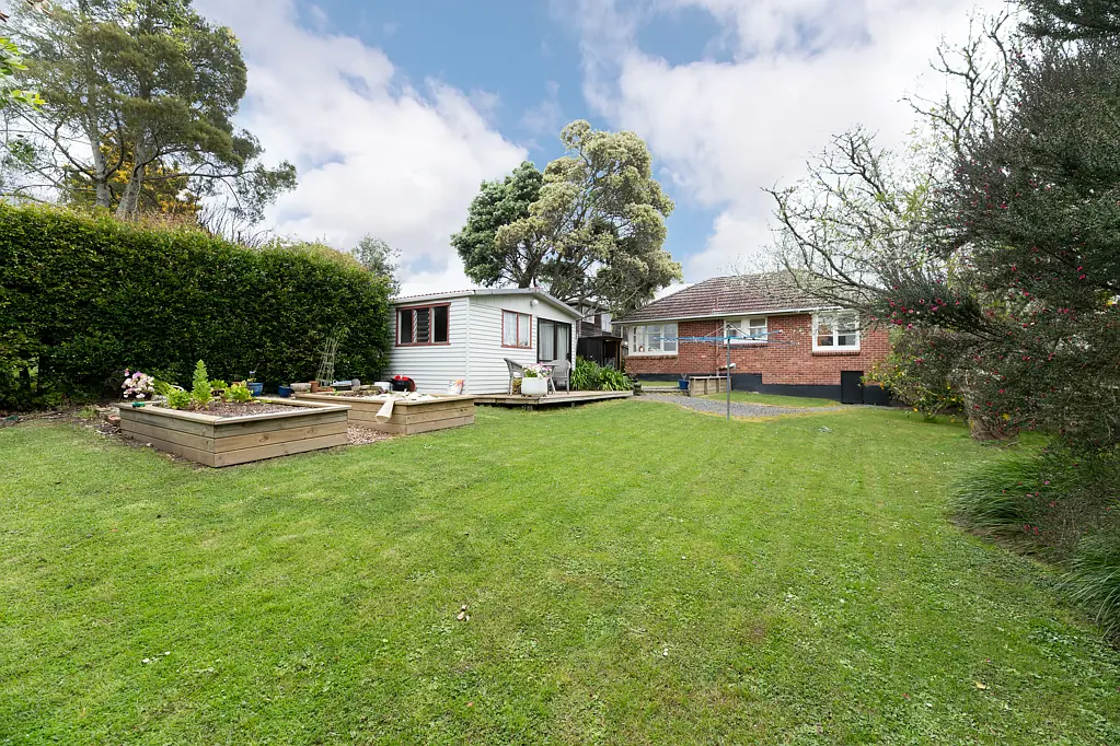 24 Trinidad Street, Blockhouse Bay, Auckland City, Auckland