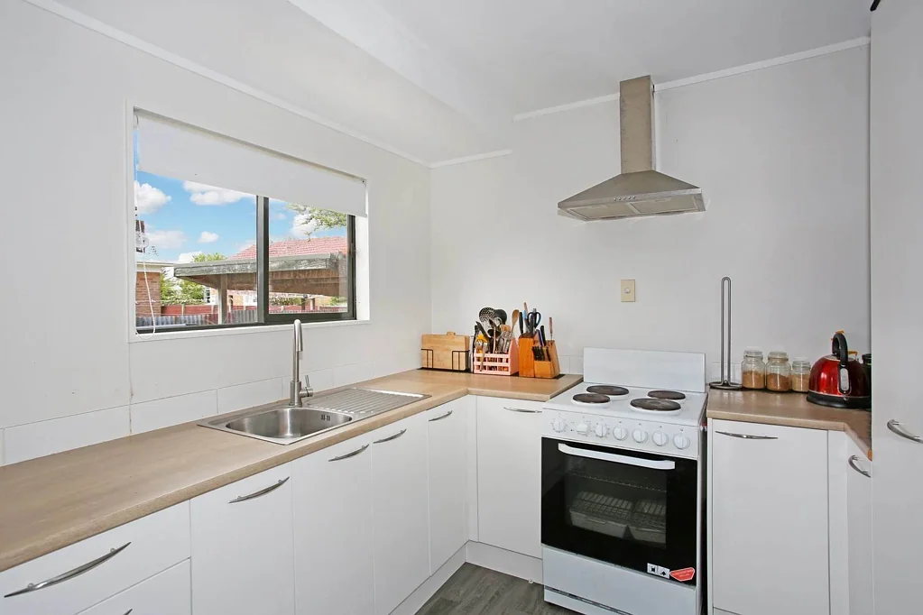 2/8 Freyberg Crescent, Pukekohe, Franklin, 3 Bedrooms, 1 Bathrooms, House