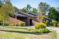 12 Bandalong Road, Springdale Heights