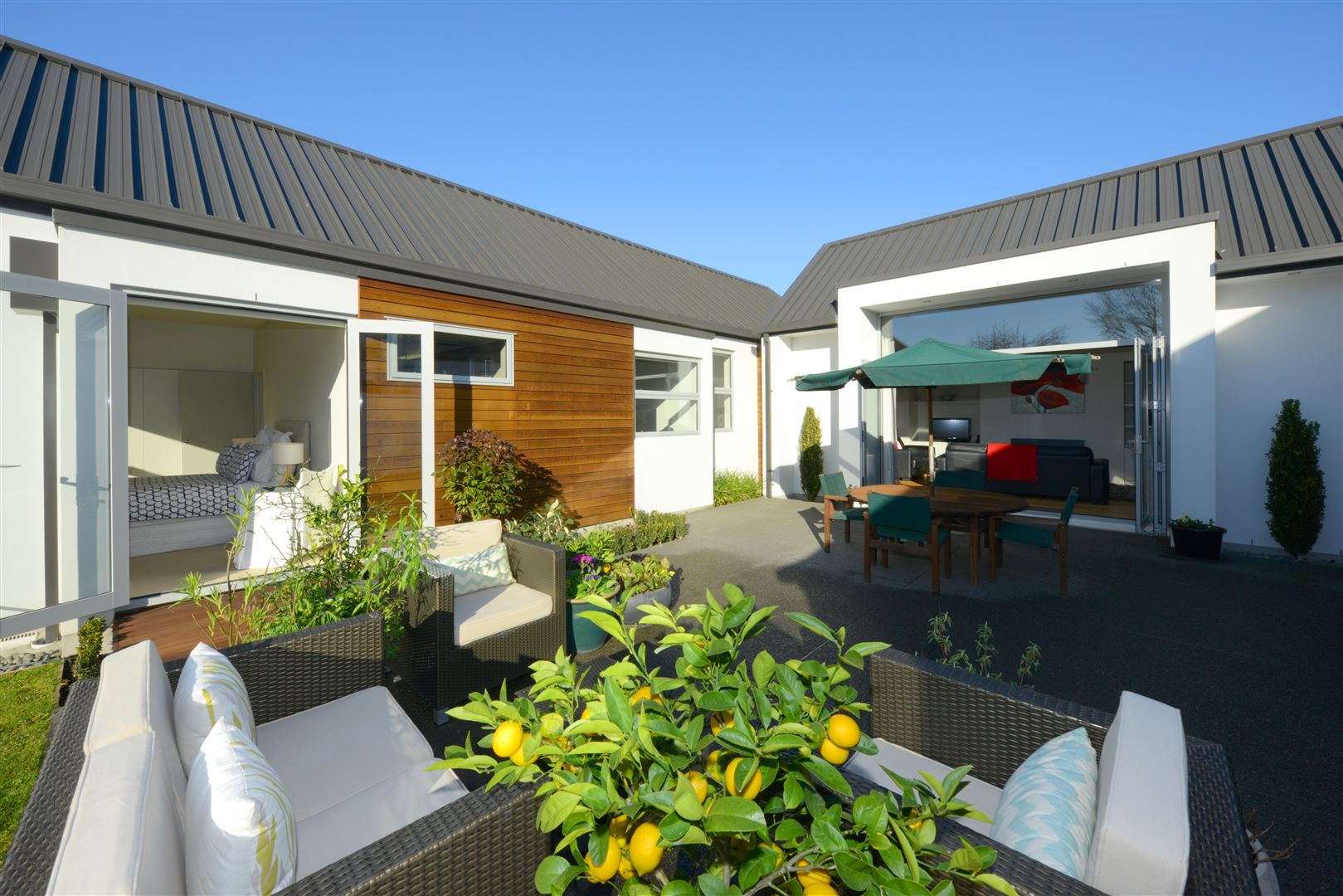 110a Wairakei Road, Bryndwr, Christchurch, 3 chambres, 2 salles de bain