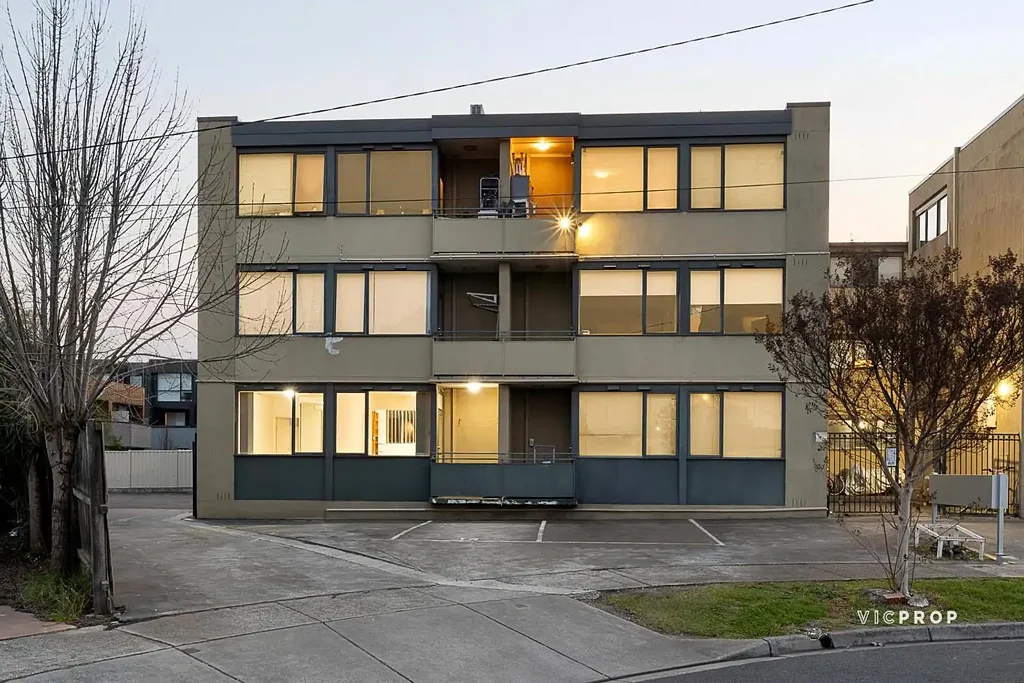 10/7 Pengelly Court, Sunshine, VIC 3020