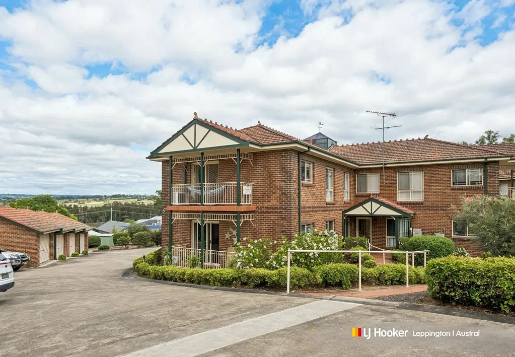 Camden 2房 卡姆登便捷生活 充满特色厨房 宽敞客厅阳台 全屋自然采光 私人视野 单车库储物 Light-Filled Unit with Views in the Heart of Camden