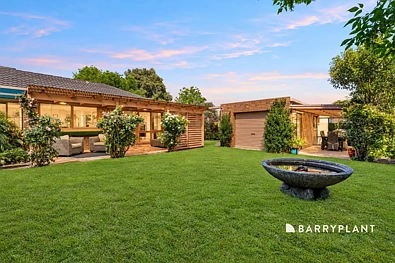 Berwick 3Kwarto Family Living on 879m² Within Walking Distance to Sought-After Schools!