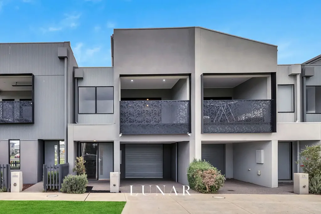 Cranbourne South 3房 绿意盎然的北向景观与现代便利完美结合 Green North Facing Views Meet Modern Convenience