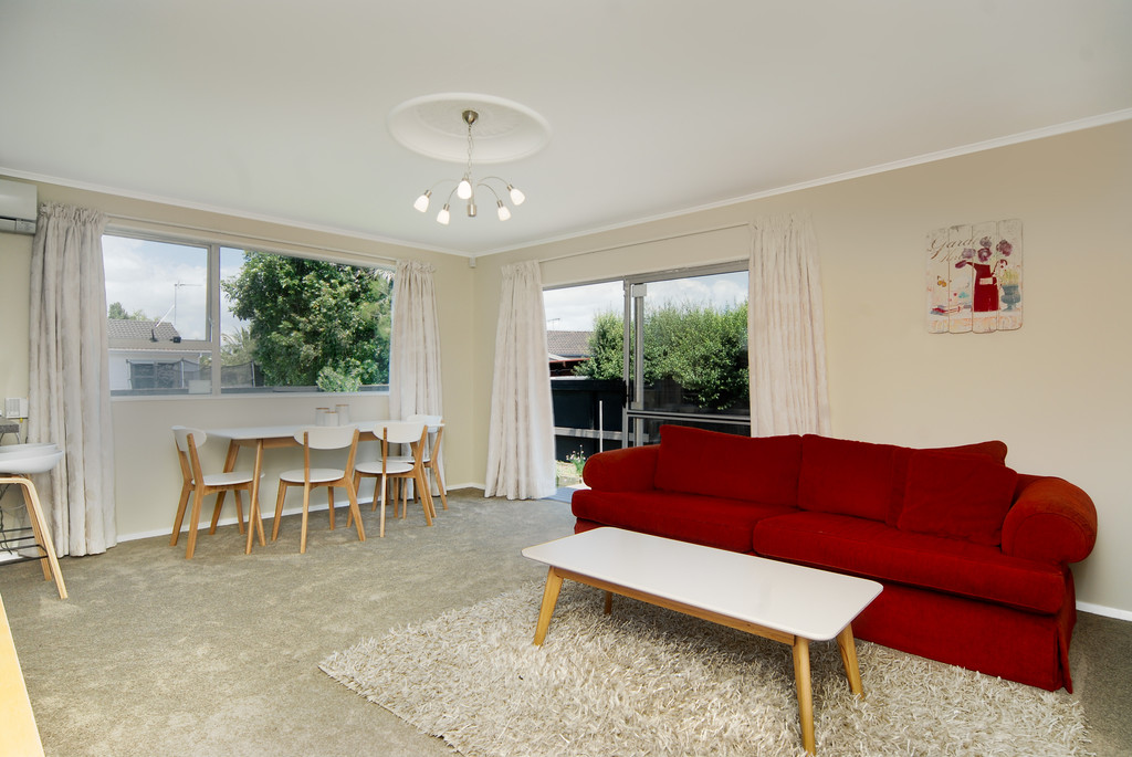 2/141 Gills Road, Half Moon Bay, Auckland - Manukau, 3 habitaciones, 1 baños