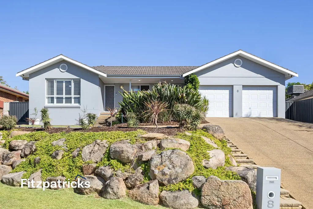 8 Fletcher Place, Kooringal, NSW 2650