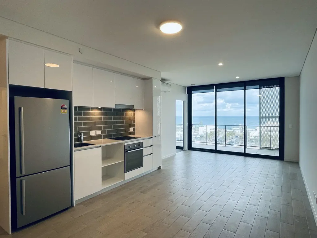 Modern Scarborough Coast Apartment