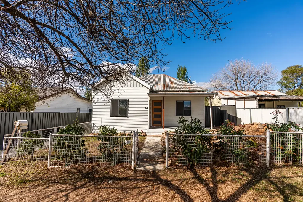 Molong 3房  Updated and Ready to Move In