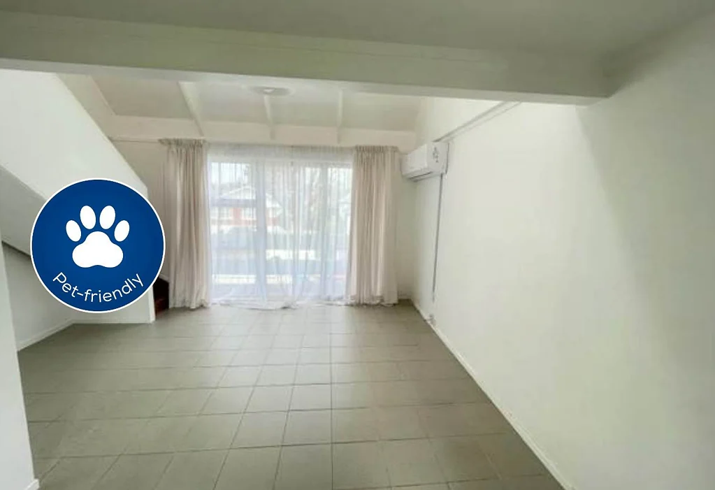 Loft Style Unit In Central Epsom