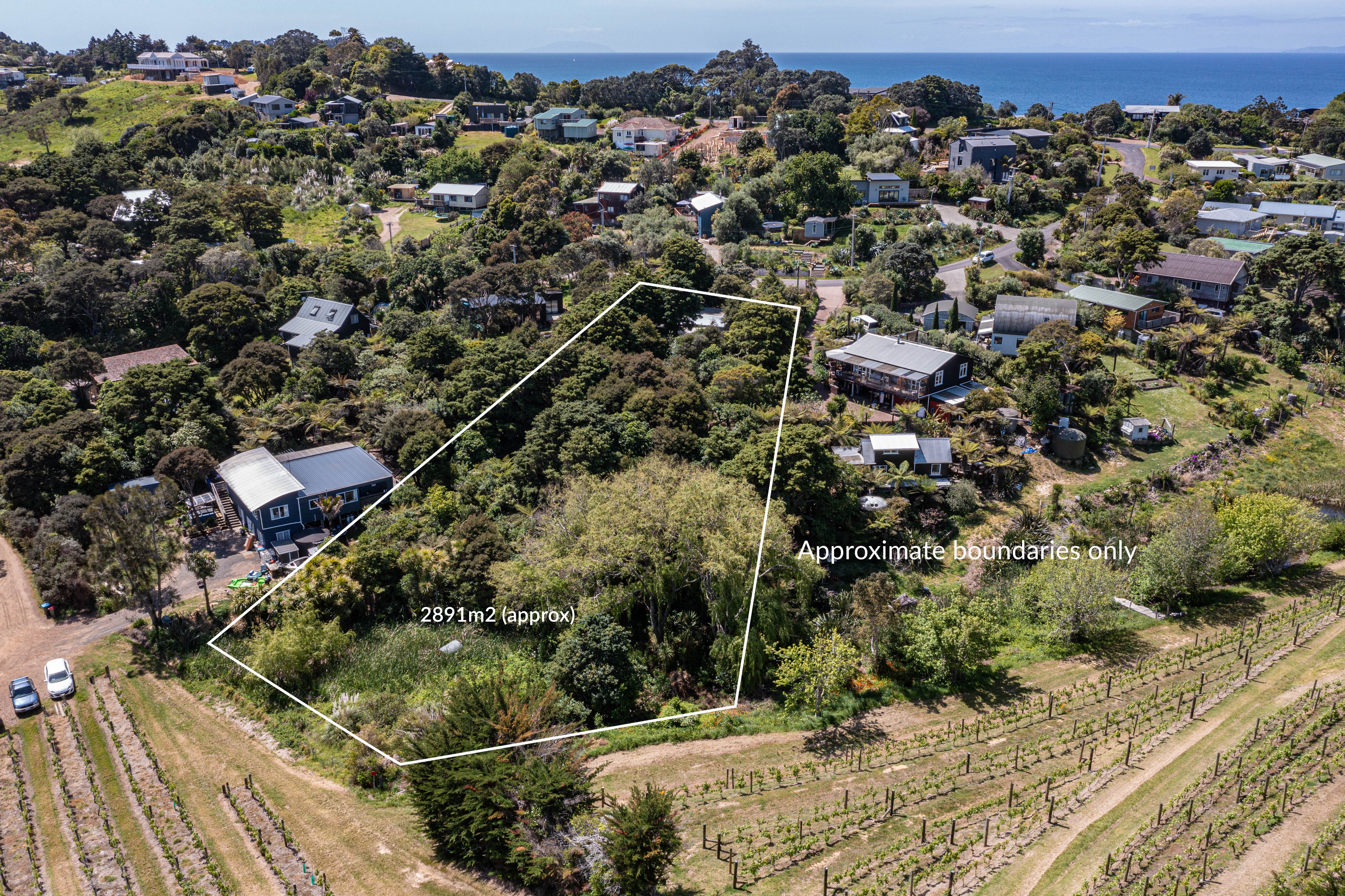 15 Te Makiri Road, Onetangi, Auckland, 3 રૂમ, 1 બાથરૂમ, Section