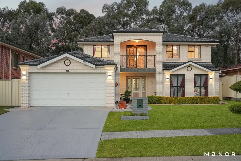 52 Sapphire Circuit, Quakers Hill, NSW 2763