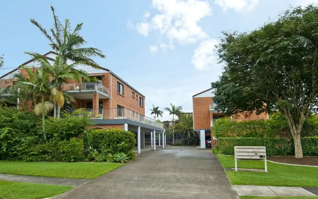 Coastal Living in Runaway Bay