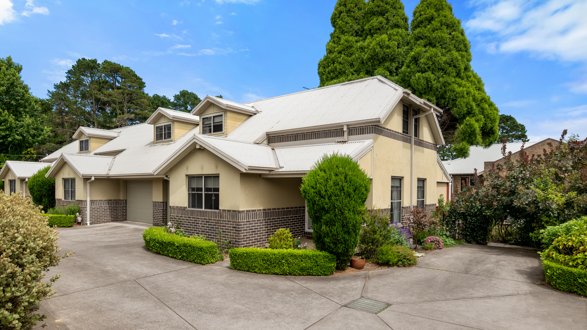 UNIT 3 5 PAGE AV, WENTWORTH FALLS NSW 2782, 0 Kuwarto, 0 Banyo, Townhouse