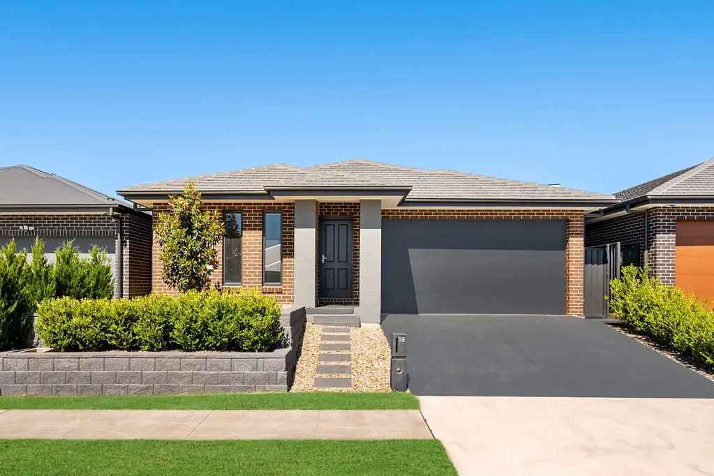 Oran Park 4ਬੈੱਡਰੂਮ Modern Family Living in a Premium Oran Park Location