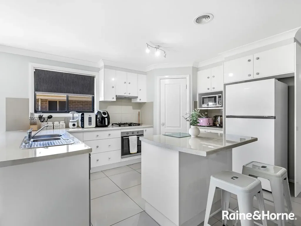 72 Ashworth Drive, Kelso, NSW 2795