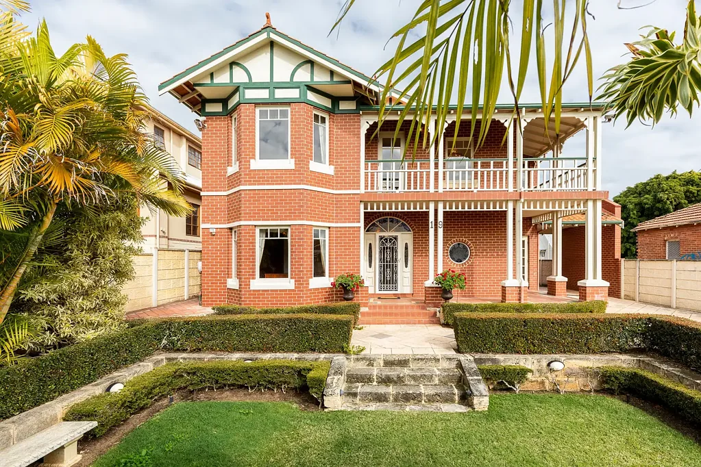 Mount Lawley 5 Bedroom Dreams Do Come True