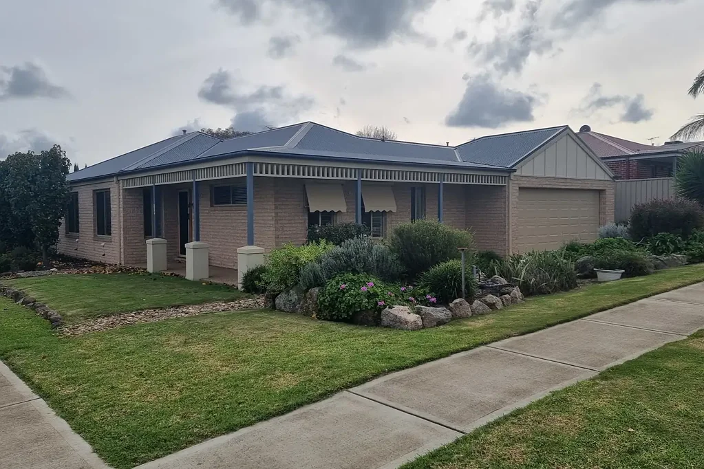 Modern Living in the Heart of Howlong