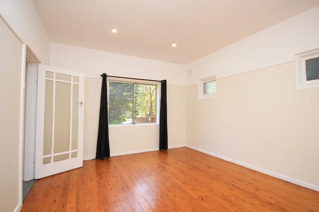 AMAZING TWO BEDROOM APARTMENT!