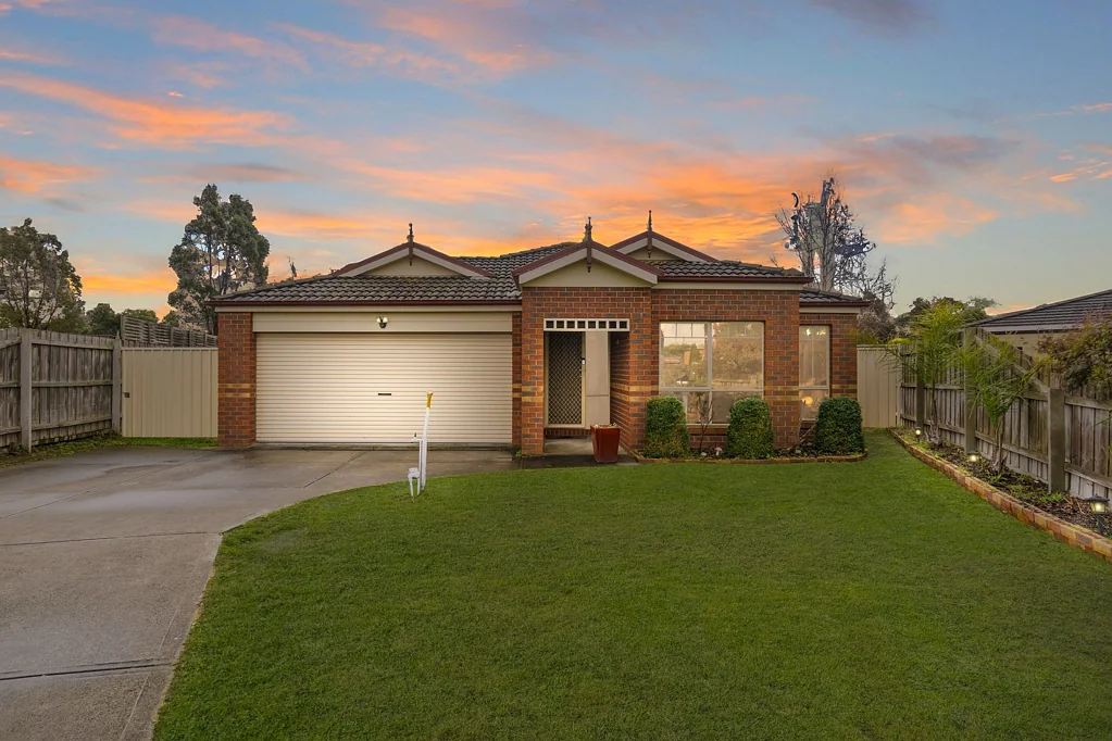15 Mayo Close, Traralgon, VIC 3844