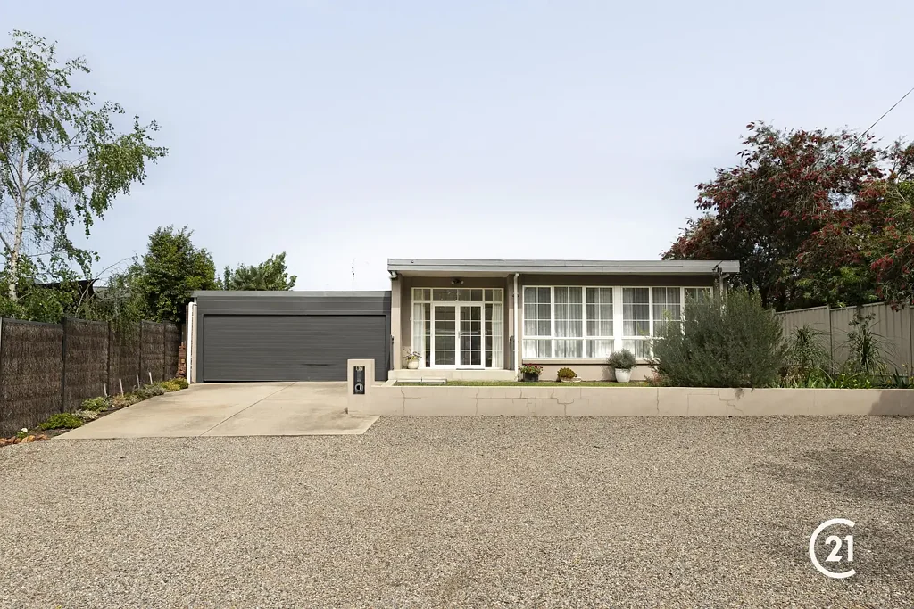 Echuca 3બેડરૂમ Beautifully Renovated With River Views