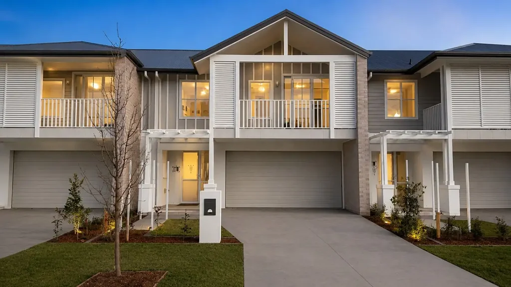 Oran Park 4 Slaapkamer Brand New 4-BED Torrens Title  Terrace Home in Oran Park