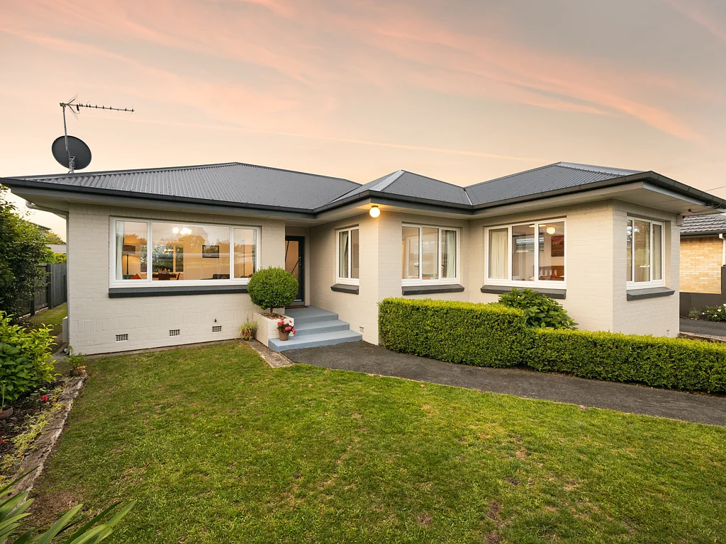 Claudelands 3 Slaapkamer Secure It Now & Settle Before Christmas