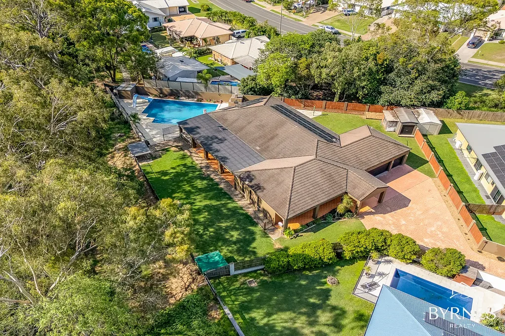 7 Riverside Place, Telina, QLD 4680