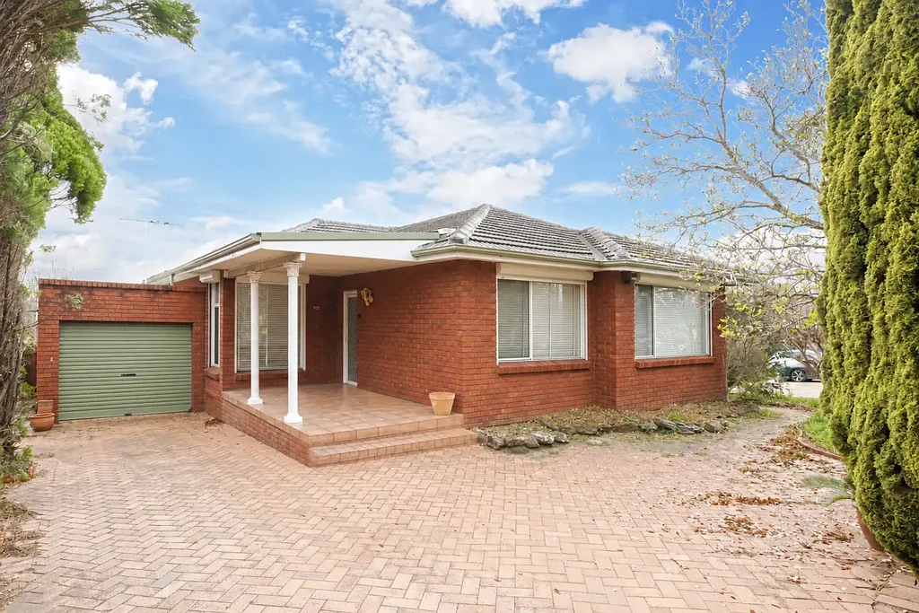 Penrith 3Zimmer Endless Potential - 974sqm rectangular block - Zoned R3 Medium Density Development