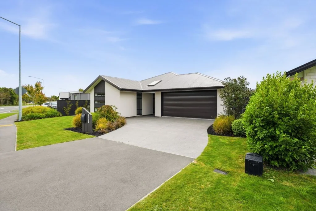 Halswell 3房  A True Gem In An Idyllic Location!