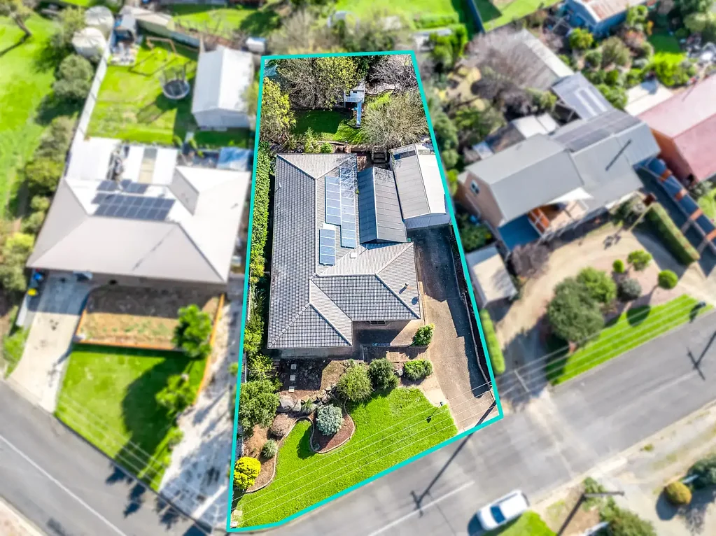 Encounter Bay 4房  Spacious Family Living with Ocean Views and Endless Potential