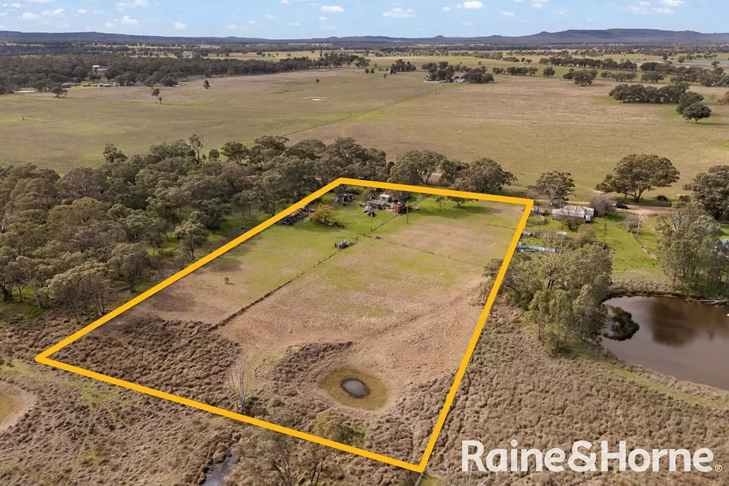 Gulgong 1Zimmer Peaceful Rural Living Close to Gulgong - 3.5 Acres of Opportunity