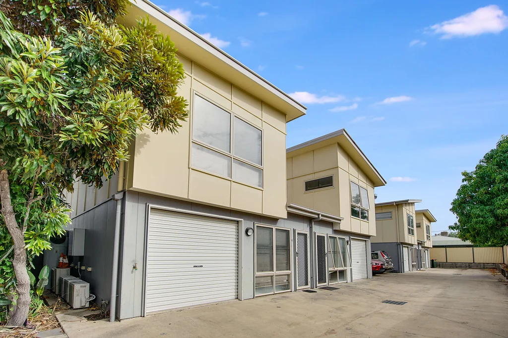 Moranbah 3chambre Modern 3-Bedroom 3 Bathroom Units
