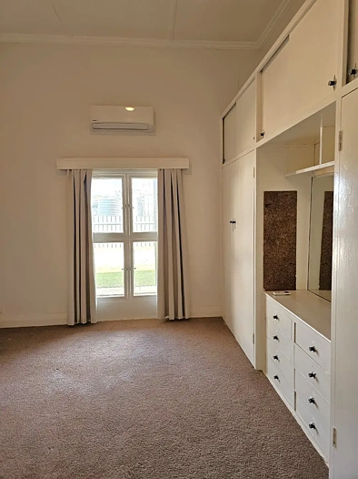 6-8 Avon Crescent, Donald, VIC 3480, 4房, 1浴, House