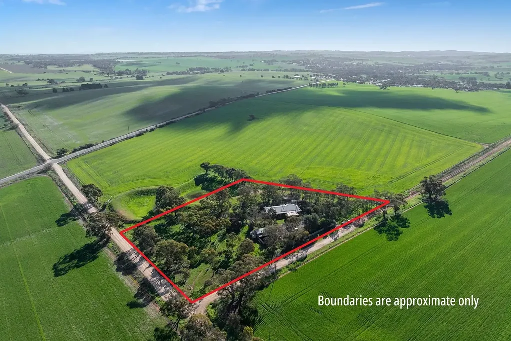 Auburn 4침실 A Charming Slice of Country Living on 3 Acres in Beautiful Auburn, Clare Valley